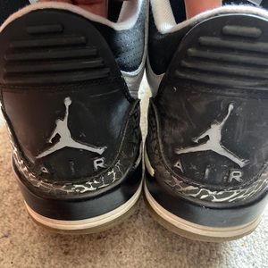 Air Jordan Retro 3 Wolf Grey size 12